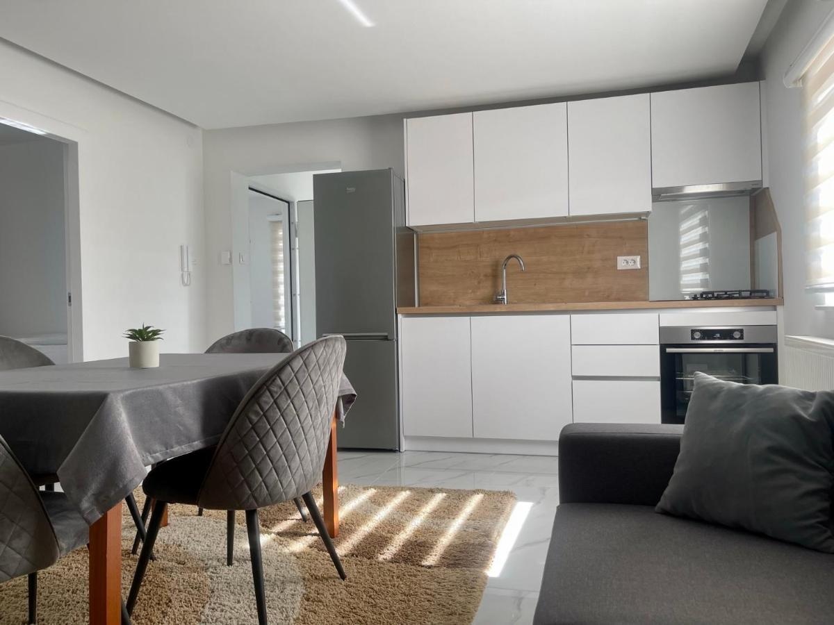 Rozi Apartments Zagreb Exterior photo